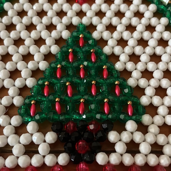 Christmas Handmade beaded table mat centerpiece - Picture 2 of 8